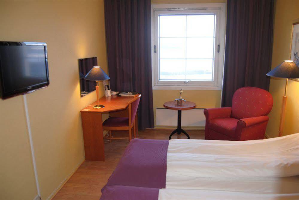 Bjerkvik Hotell Екстериор снимка